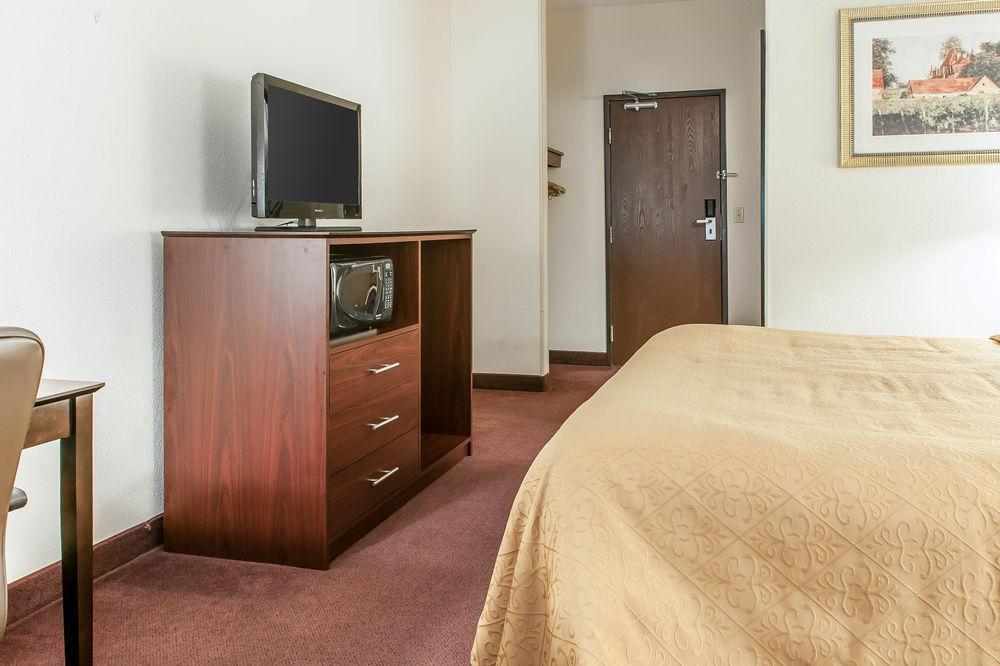Quality & Hotel 2*