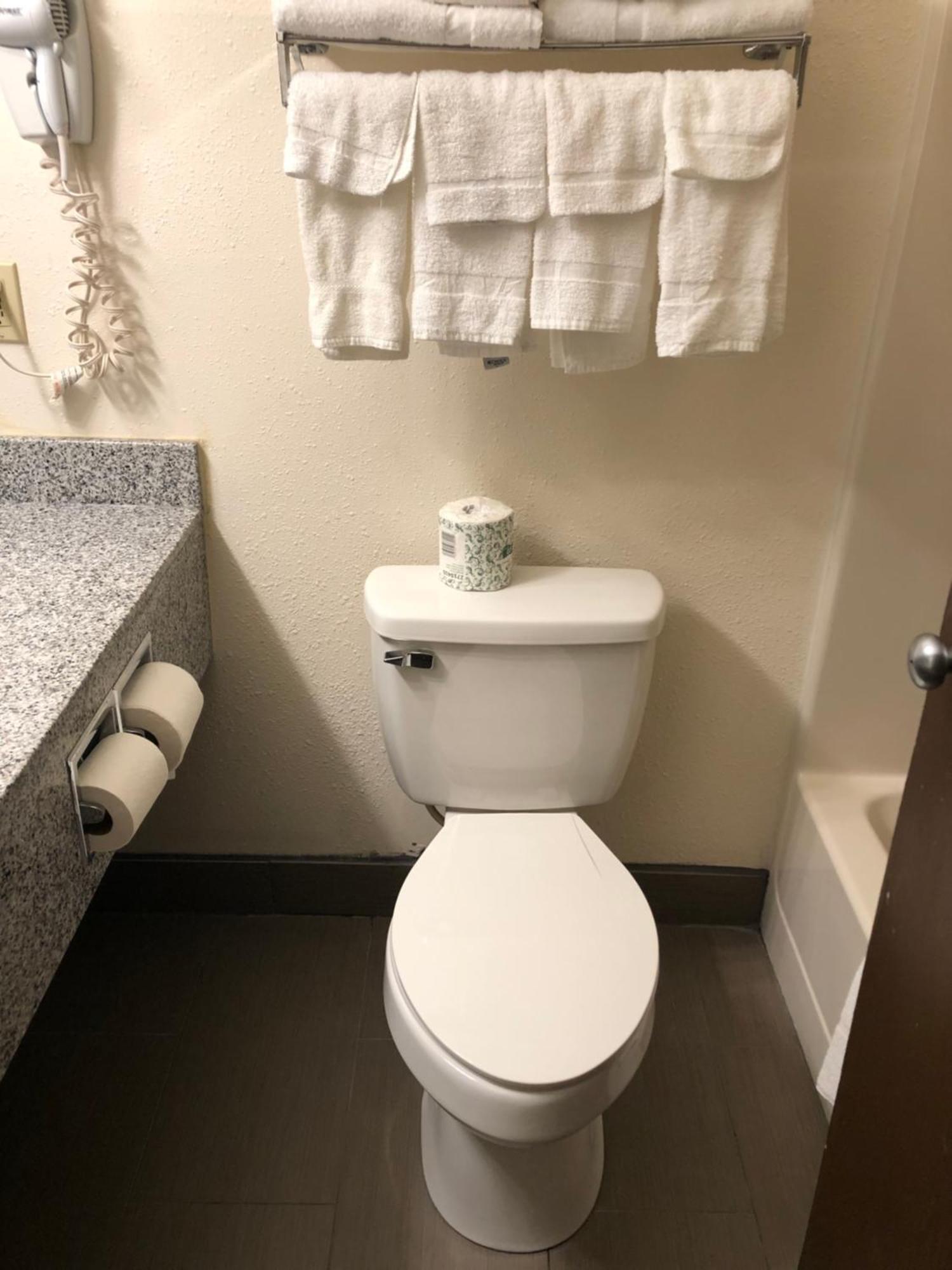 Hotel Quality & Danville