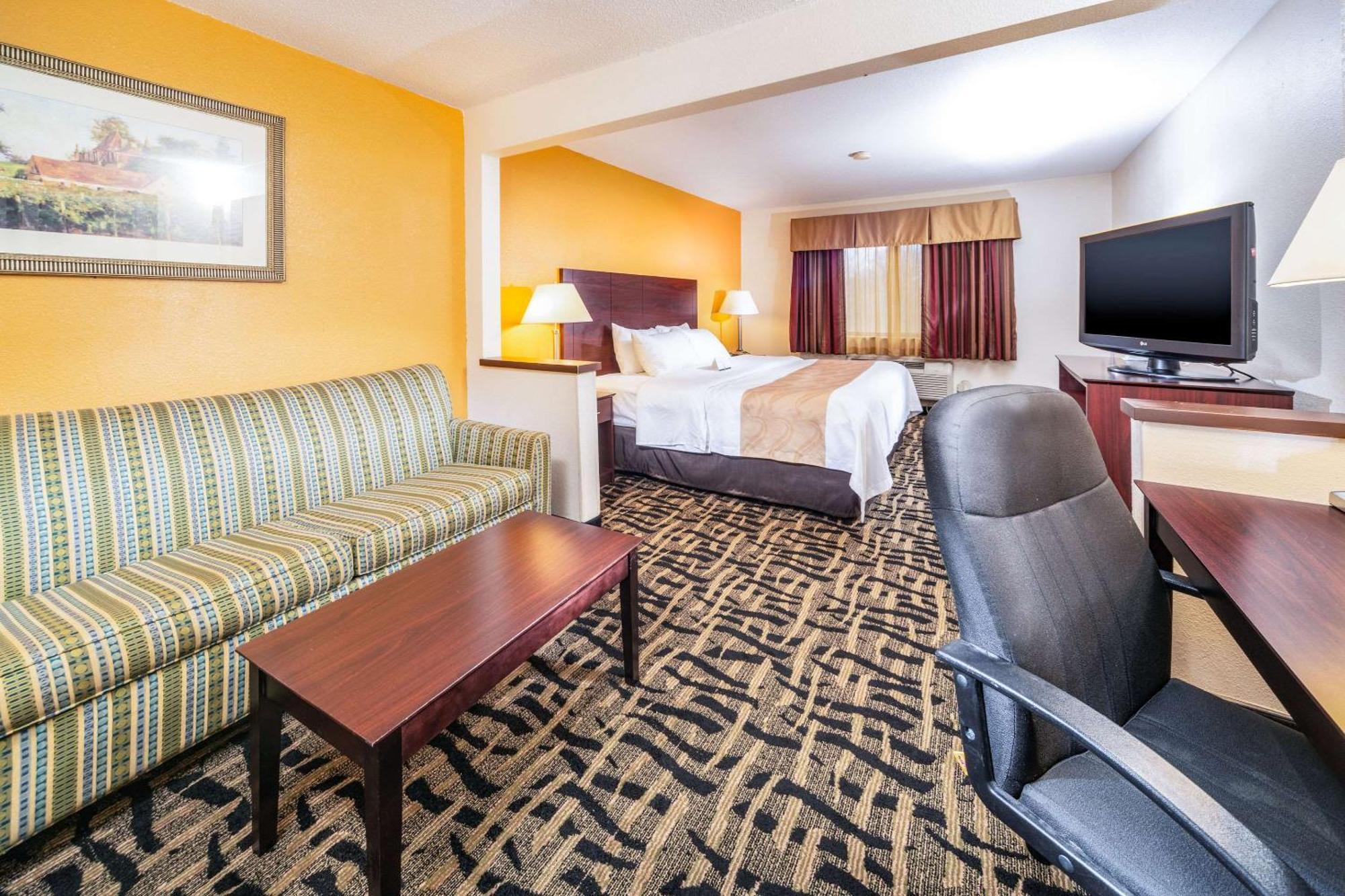 Quality & Hotel 2*