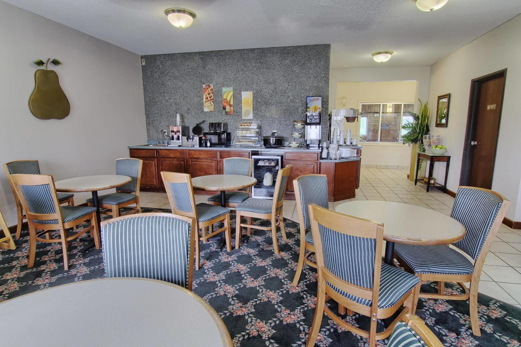 Quality & Hotel Danville